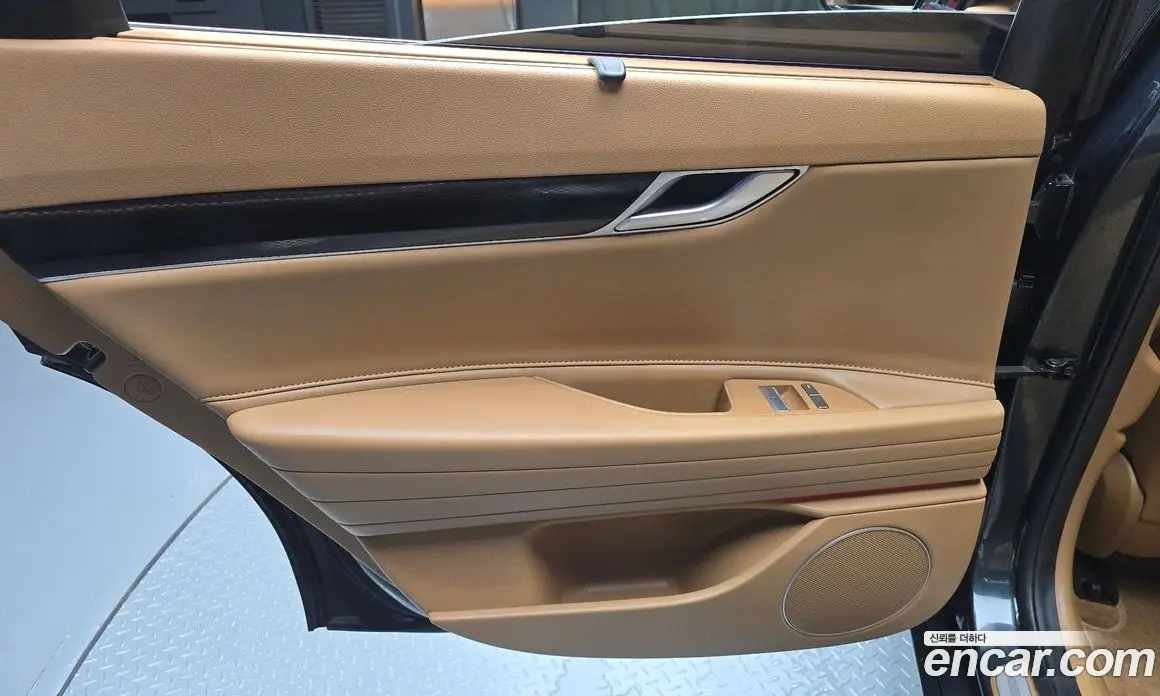 Genesis G80 2024 2.5 автомат (гидро), фото 15 Genesis G80 2024 2.5 автомат (гидро), фото 15