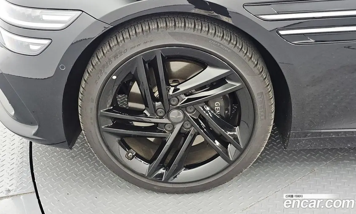 Genesis G80 2025 2.5 автомат (гидро), фото 5 Genesis G80 2025 2.5 автомат (гидро), фото 5