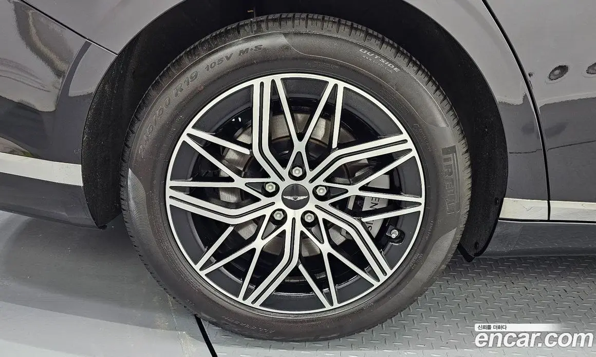 Genesis G90 2023 3.5 автомат (гидро), фото 5 Genesis G90 2023 3.5 автомат (гидро), фото 5