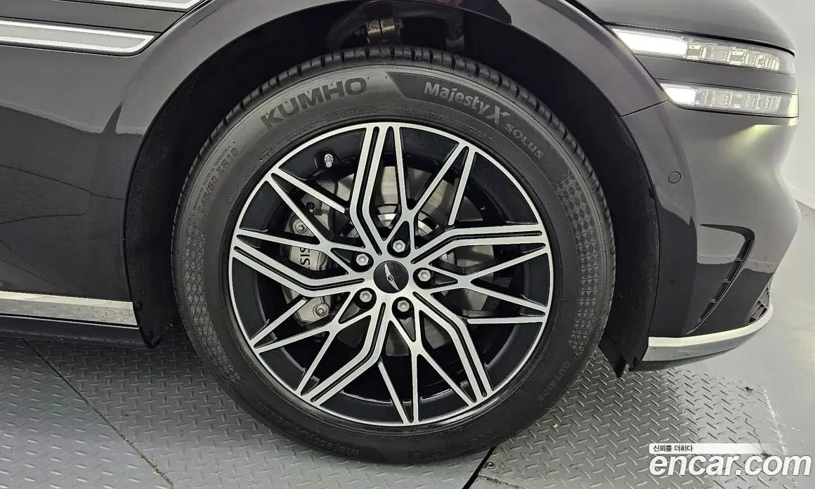 Genesis G90 2023 3.5 автомат (гидро), фото 7 Genesis G90 2023 3.5 автомат (гидро), фото 7