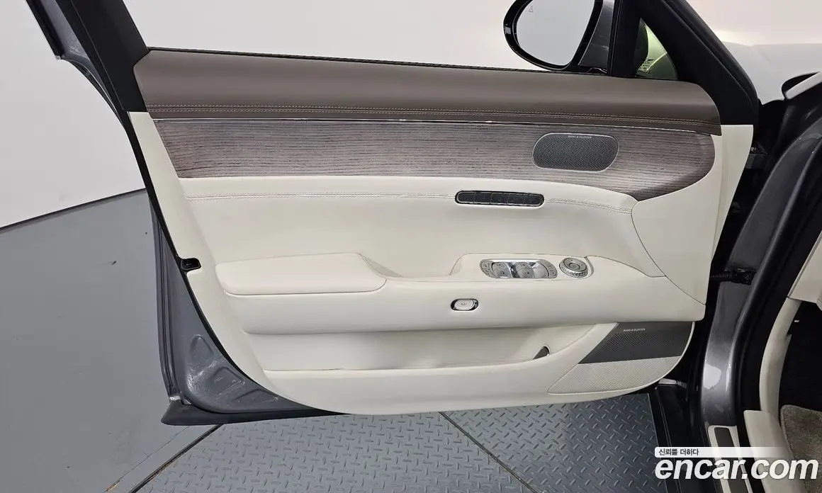 Genesis G90 2023 3.5 автомат (гидро), фото 13 Genesis G90 2023 3.5 автомат (гидро), фото 13