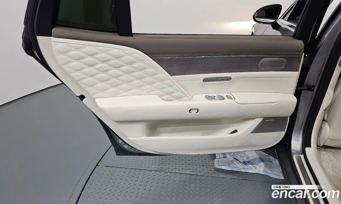 Genesis G90 2023 3.5 автомат (гидро), фото 14 Genesis G90 2023 3.5 автомат (гидро), фото 14