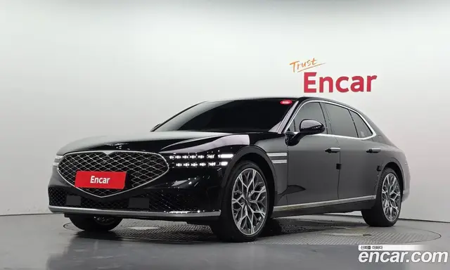 Genesis G90, 2025, 17 555 км