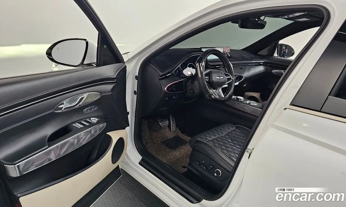 Genesis GV70 2021 2.2 автомат (гидро), фото 13 Genesis GV70 2021 2.2 автомат (гидро), фото 13
