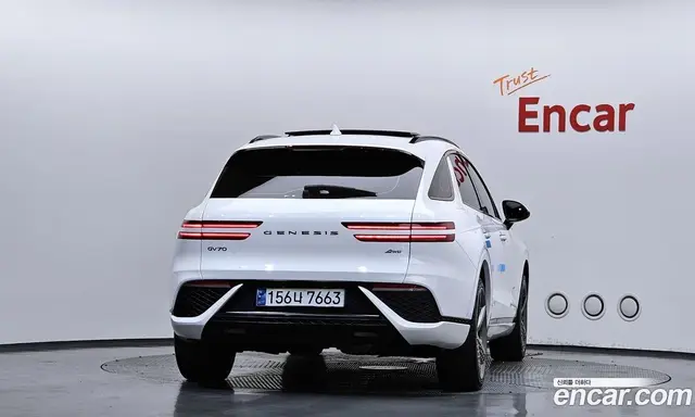 Genesis GV70 2021 2.2 автомат (гидро), миниатюра 4 Genesis GV70 2021 2.2 автомат (гидро), миниатюра 4