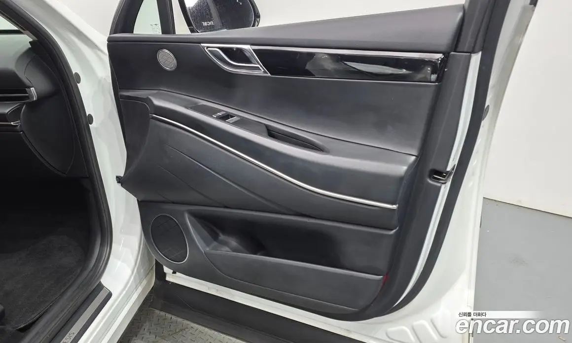 Genesis GV80 2021 3.0 автомат (гидро), фото 14 Genesis GV80 2021 3.0 автомат (гидро), фото 14