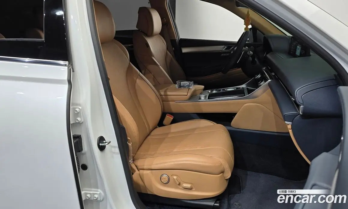 Genesis GV80 2022 2.5 автомат (гидро), фото 16 Genesis GV80 2022 2.5 автомат (гидро), фото 16