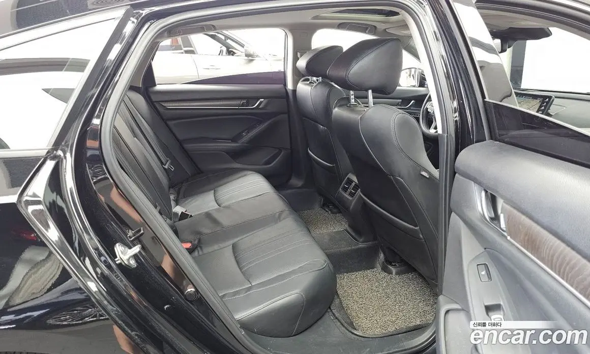 Honda Accord 2018 2.0 автомат (гидро), фото 12 Honda Accord 2018 2.0 автомат (гидро), фото 12