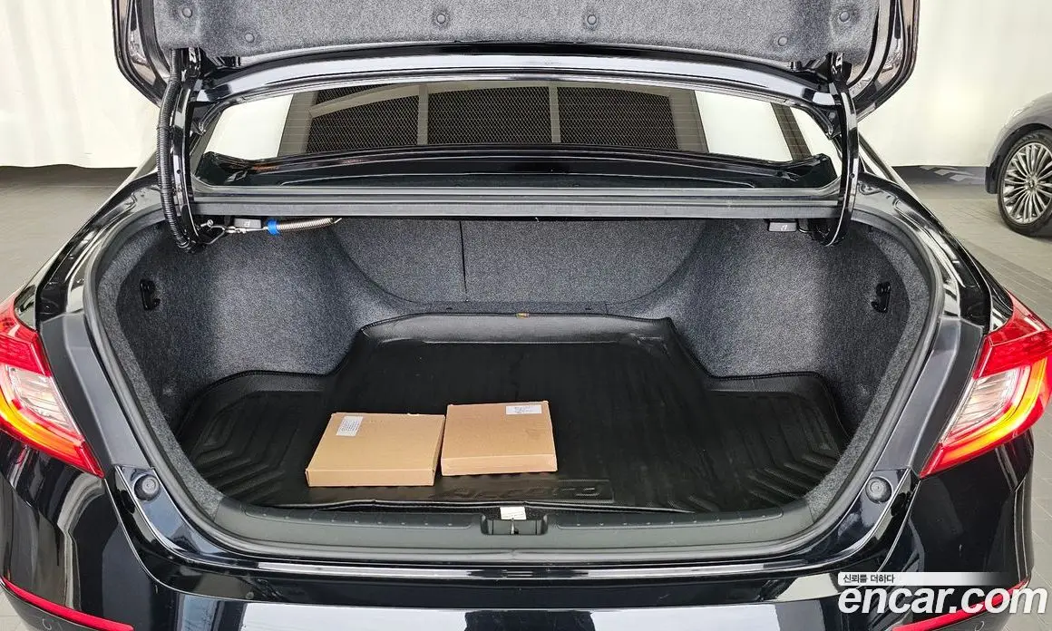 Honda Accord 2018 2.0 автомат (гидро), фото 20 Honda Accord 2018 2.0 автомат (гидро), фото 20