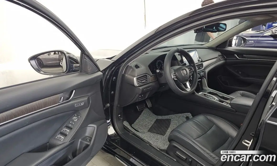 Honda Accord 2018 2.0 автомат (гидро), фото 10 Honda Accord 2018 2.0 автомат (гидро), фото 10