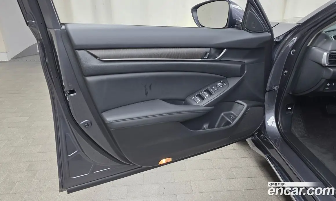 Honda Accord 2022 1.5 автомат (гидро), фото 14 Honda Accord 2022 1.5 автомат (гидро), фото 14