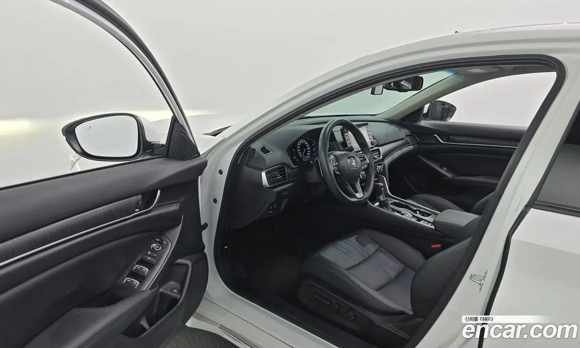 Honda Accord 2022 1.5 автомат (гидро), фото 13 Honda Accord 2022 1.5 автомат (гидро), фото 13