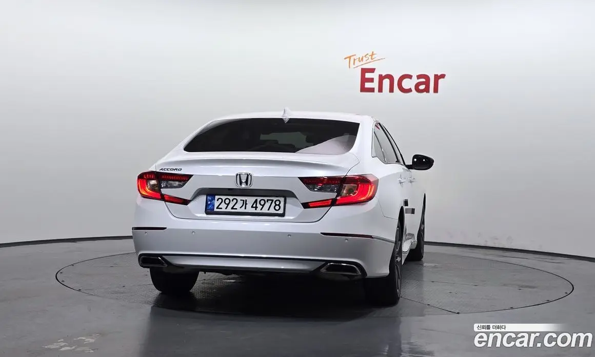 Honda Accord 2022 1.5 автомат (гидро), фото 4 Honda Accord 2022 1.5 автомат (гидро), фото 4
