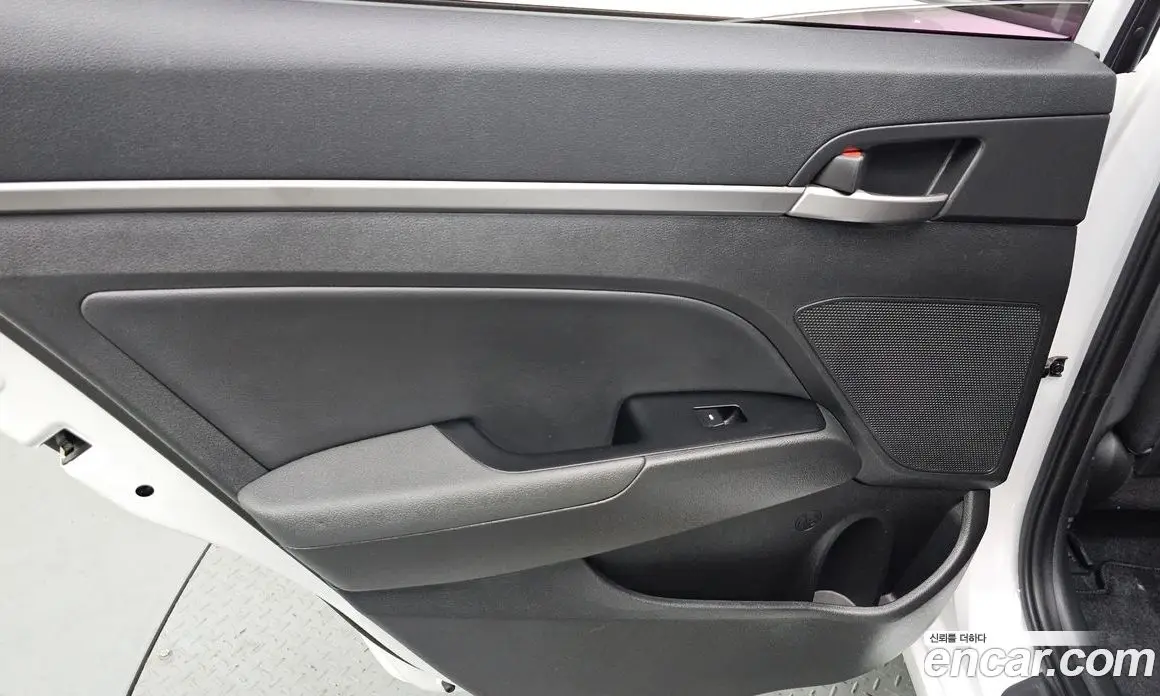 Hyundai Avante 2016 1.6 автомат (гидро), фото 15