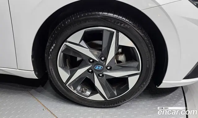 Hyundai Avante 2020 1.6 автомат (гидро), миниатюра 7 Hyundai Avante 2020 1.6 автомат (гидро), миниатюра 7