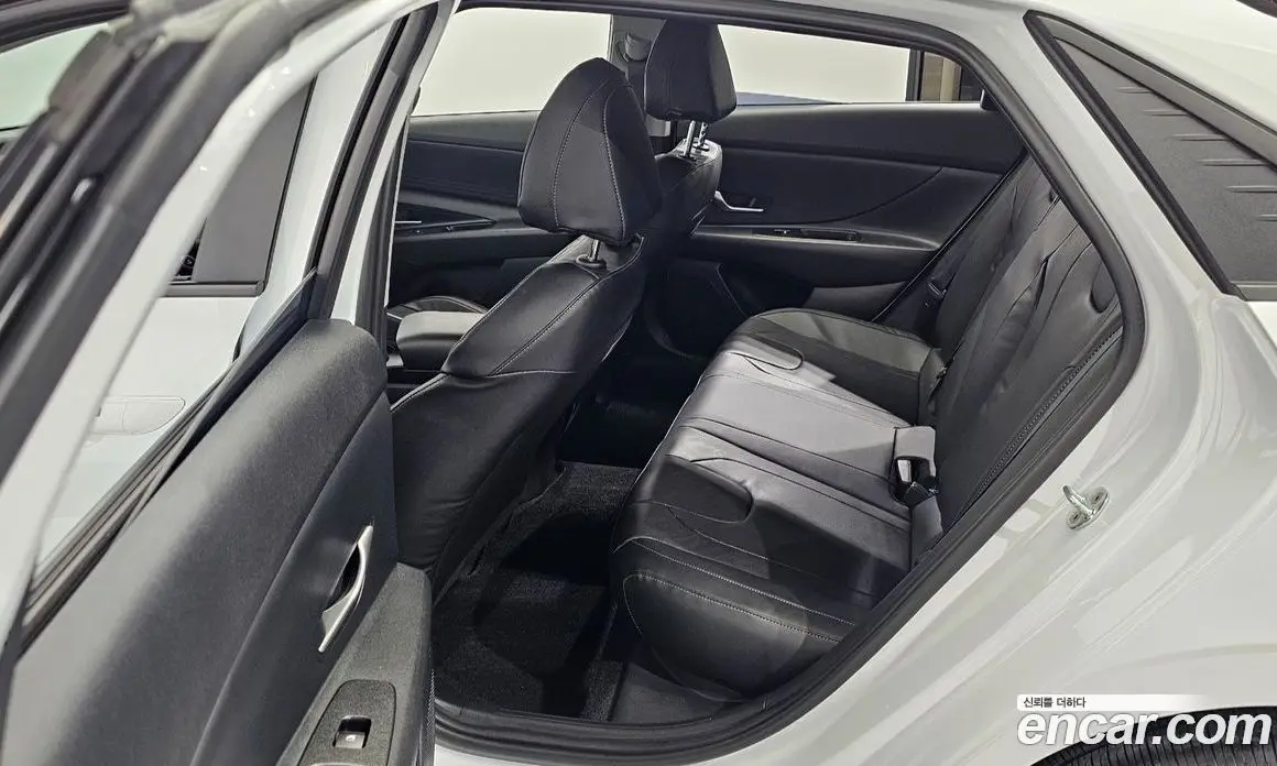 Hyundai Avante 2021 1.6 автомат (гидро), фото 17 Hyundai Avante 2021 1.6 автомат (гидро), фото 17