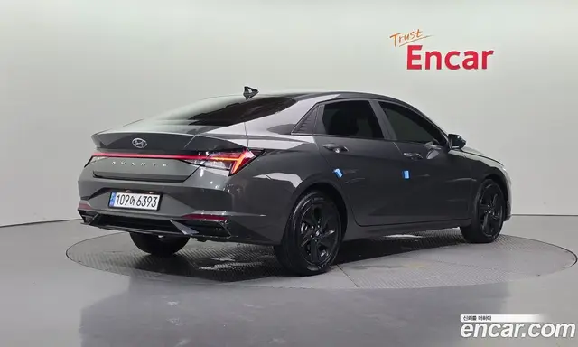 Hyundai Avante 2022 1.6 автомат (гидро), миниатюра 2