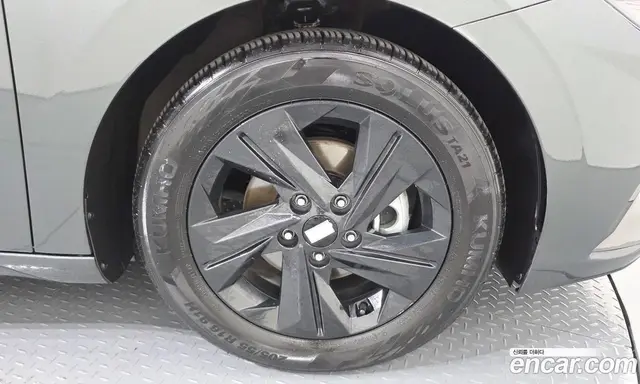 Hyundai Avante 2022 1.6 автомат (гидро), миниатюра 7 Hyundai Avante 2022 1.6 автомат (гидро), миниатюра 7