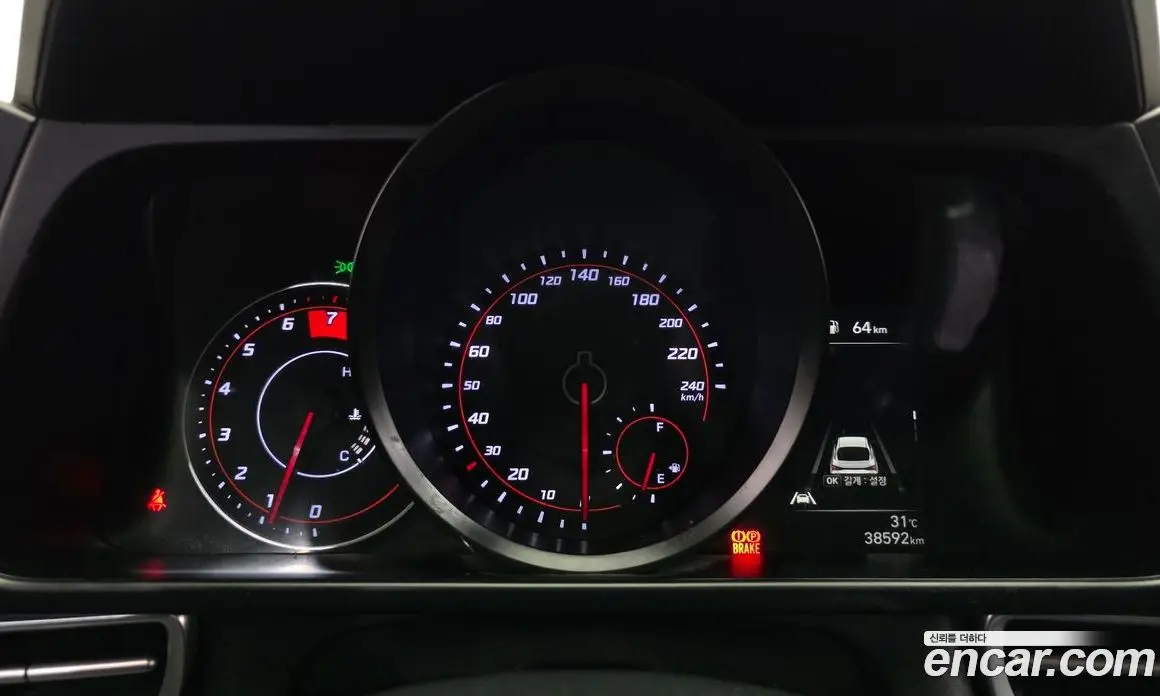 Hyundai Avante 2022 1.6 автомат (гидро), фото 11