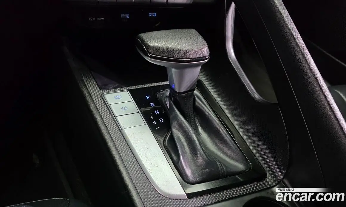 Hyundai Avante 2022 1.6 автомат (гидро), фото 12