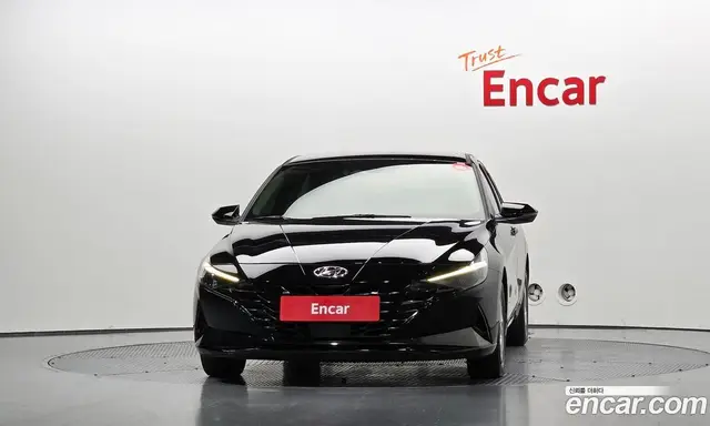 Hyundai Avante 2022 1.6 автомат (гидро), миниатюра 3
