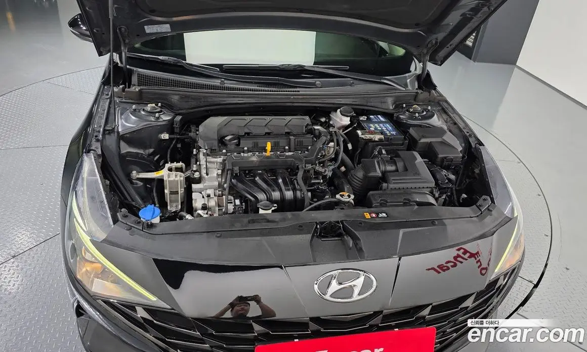 Hyundai Avante 2022 1.6 автомат (гидро), фото 6