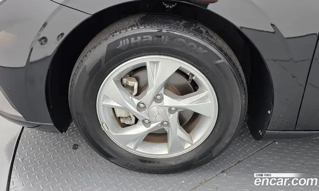 Hyundai Avante 2022 1.6 автомат (гидро), миниатюра 7