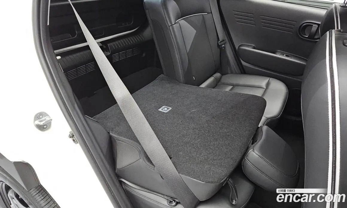 Hyundai Casper 2023 1.0 автомат (гидро), фото 17