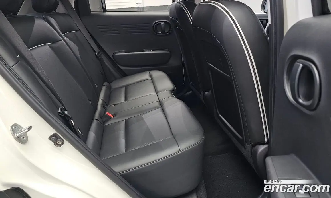 Hyundai Casper 2023 1.0 автомат (гидро), фото 18