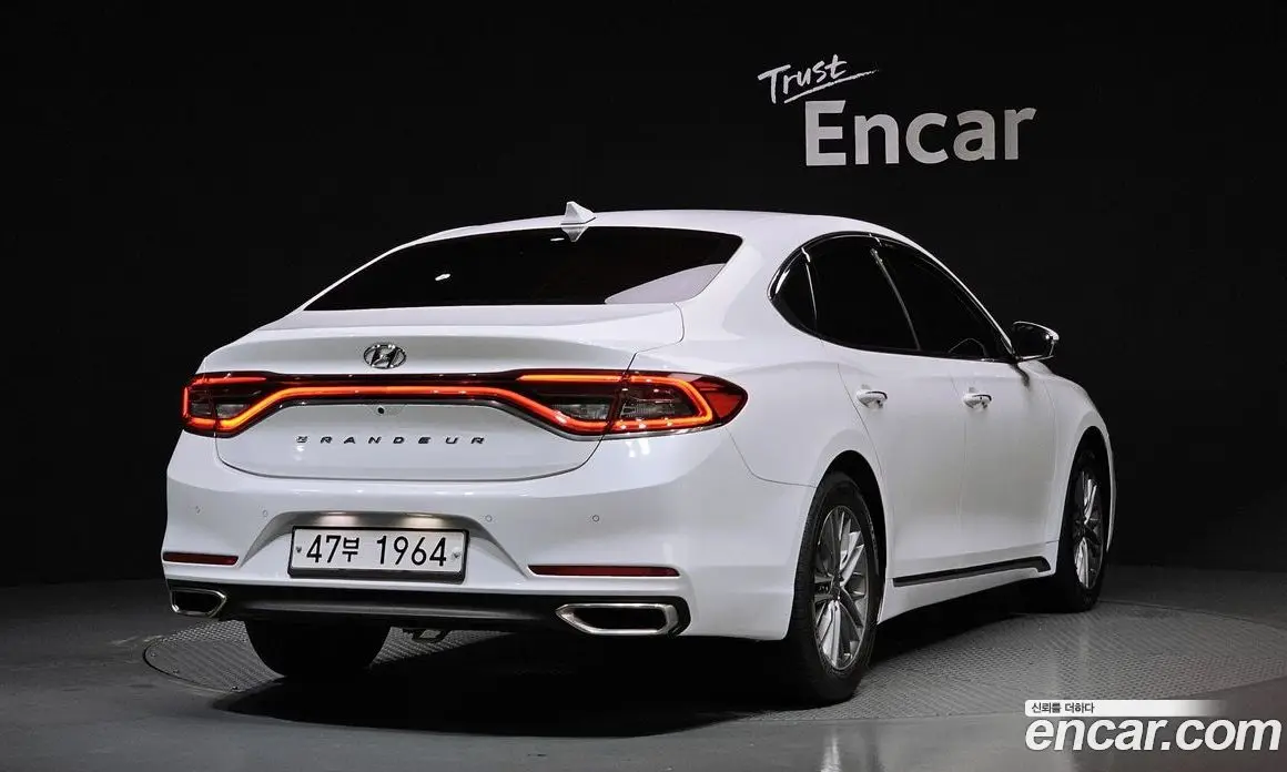 Hyundai Grandeur 2019 2.4 автомат (гидро), фото 2 Hyundai Grandeur 2019 2.4 автомат (гидро), фото 2