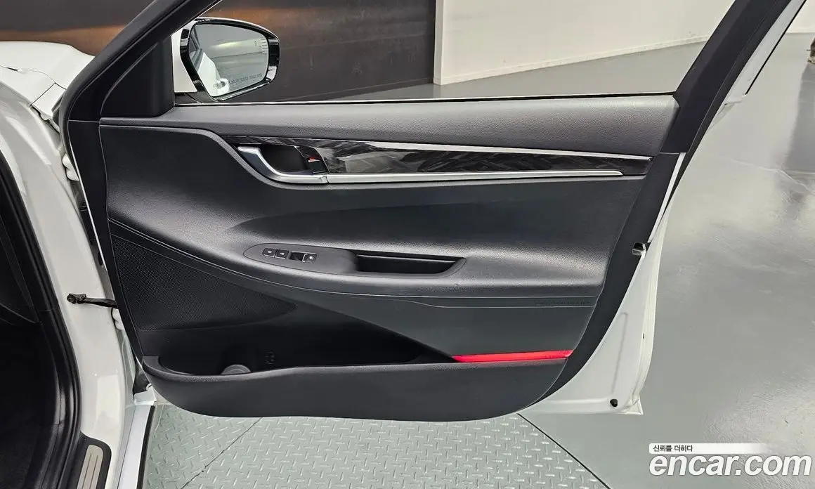 Hyundai Grandeur 2019 2.4 автомат (гидро), фото 14 Hyundai Grandeur 2019 2.4 автомат (гидро), фото 14