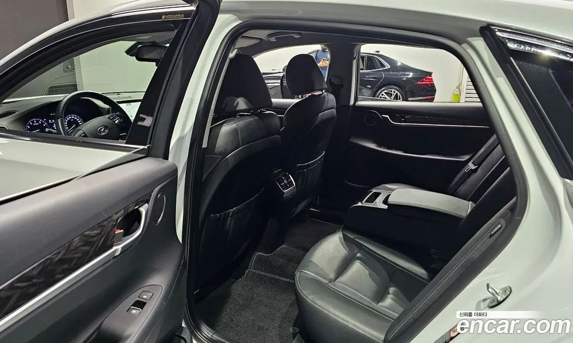Hyundai Grandeur 2019 2.4 автомат (гидро), фото 17 Hyundai Grandeur 2019 2.4 автомат (гидро), фото 17