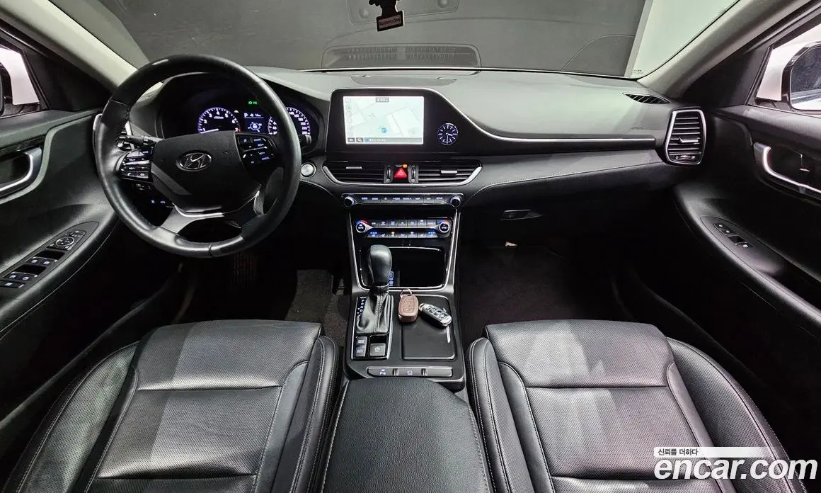 Hyundai Grandeur 2019 2.4 автомат (гидро), фото 10 Hyundai Grandeur 2019 2.4 автомат (гидро), фото 10