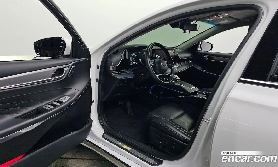 Hyundai Grandeur 2022 2.5 автомат (гидро), фото 13