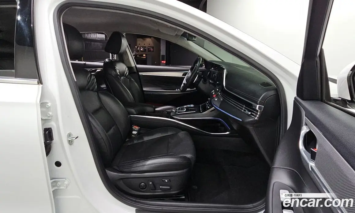 Hyundai Grandeur 2022 2.5 автомат (гидро), фото 18