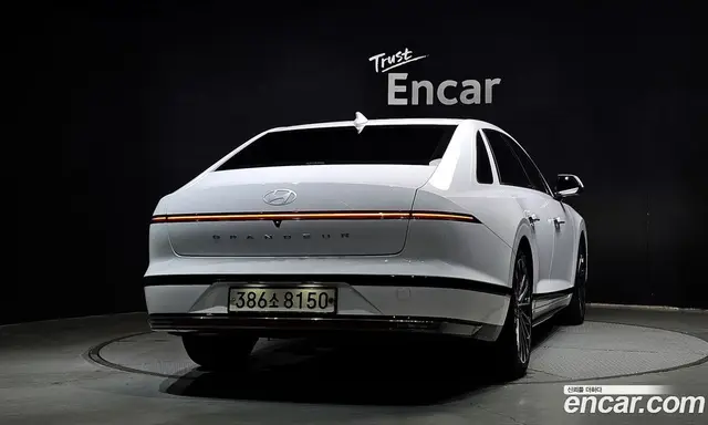 Hyundai Grandeur 2023 1.6 автомат (гидро), миниатюра 4