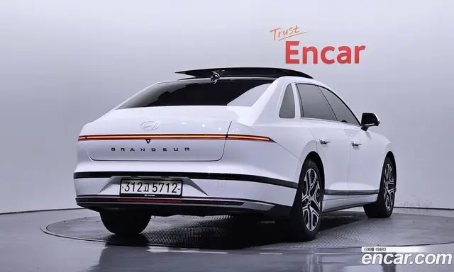 Hyundai Grandeur 2024 2.5 автомат (гидро), миниатюра 2