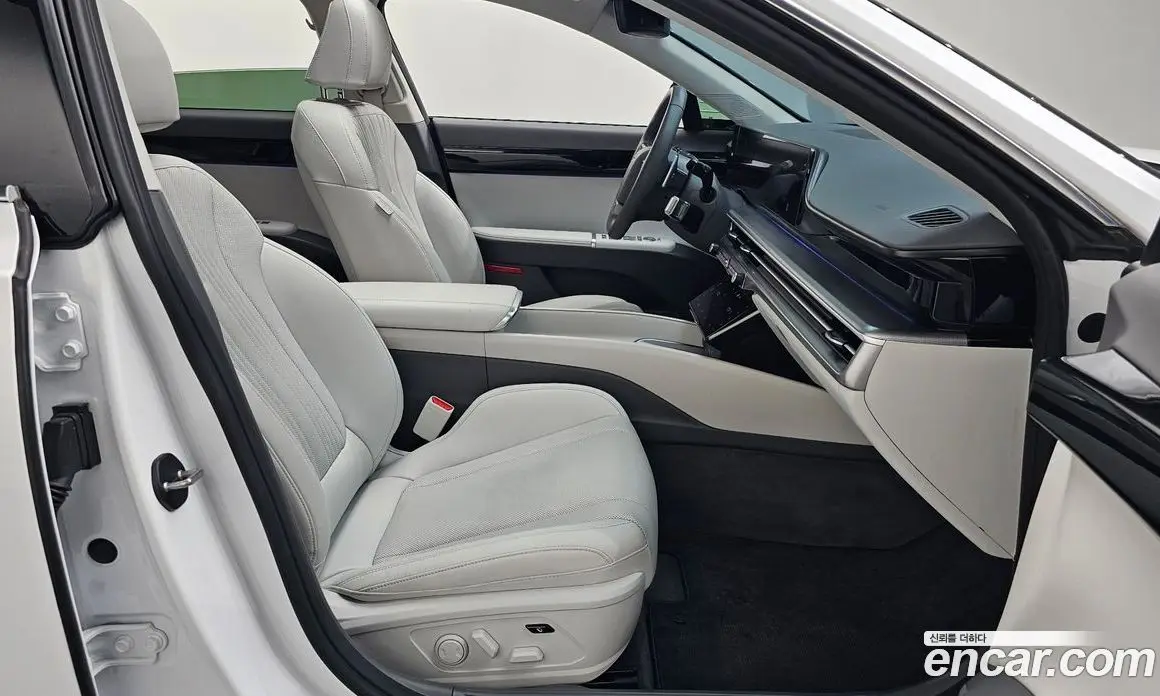 Hyundai Grandeur 2024 2.5 автомат (гидро), фото 17