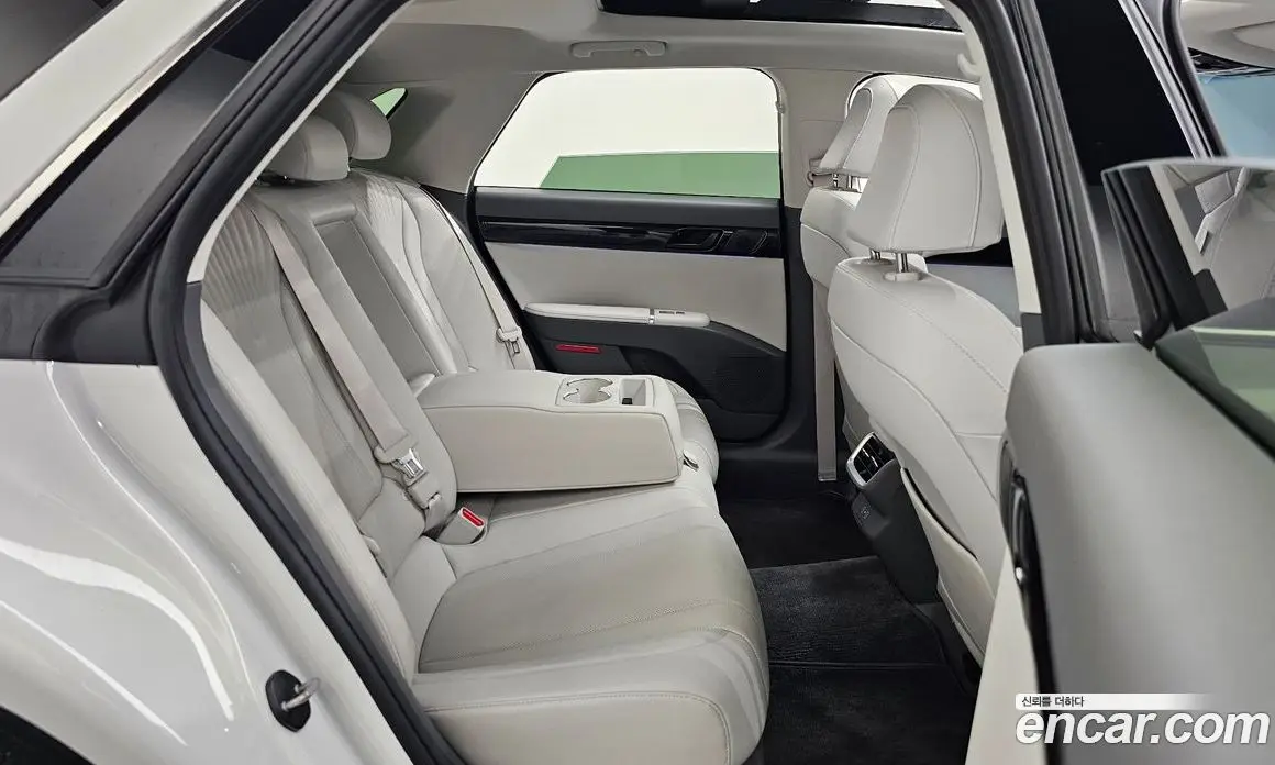 Hyundai Grandeur 2024 2.5 автомат (гидро), фото 18