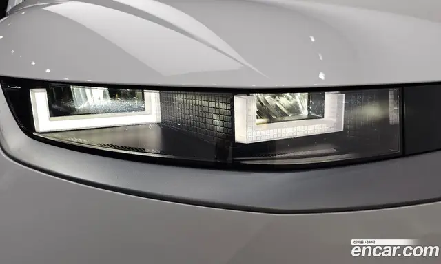 Hyundai Ioniq 5 2023 0.1 автомат (гидро), миниатюра 8