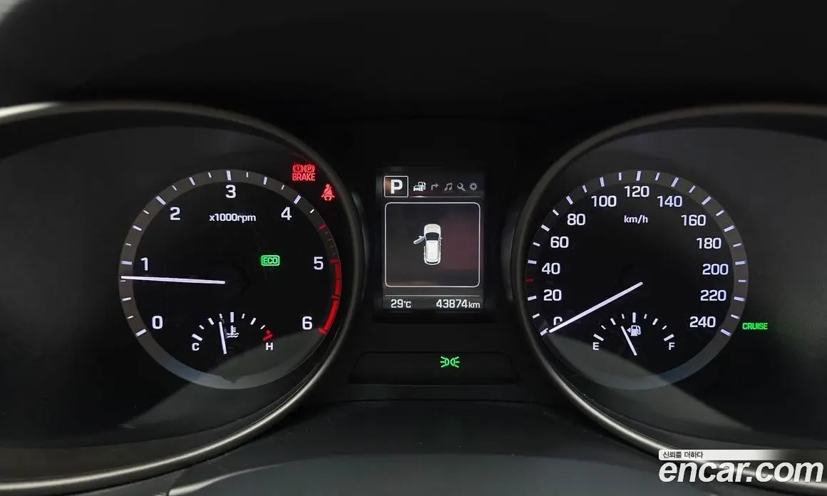 Hyundai Santa Fe 2016 2.0 автомат (гидро), фото 11