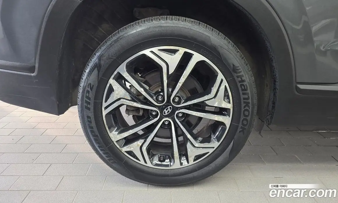 Hyundai Santa Fe 2019 2.0 автомат (гидро), фото 5 Hyundai Santa Fe 2019 2.0 автомат (гидро), фото 5