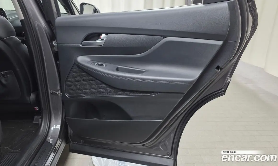 Hyundai Santa Fe 2019 2.0 автомат (гидро), фото 15 Hyundai Santa Fe 2019 2.0 автомат (гидро), фото 15