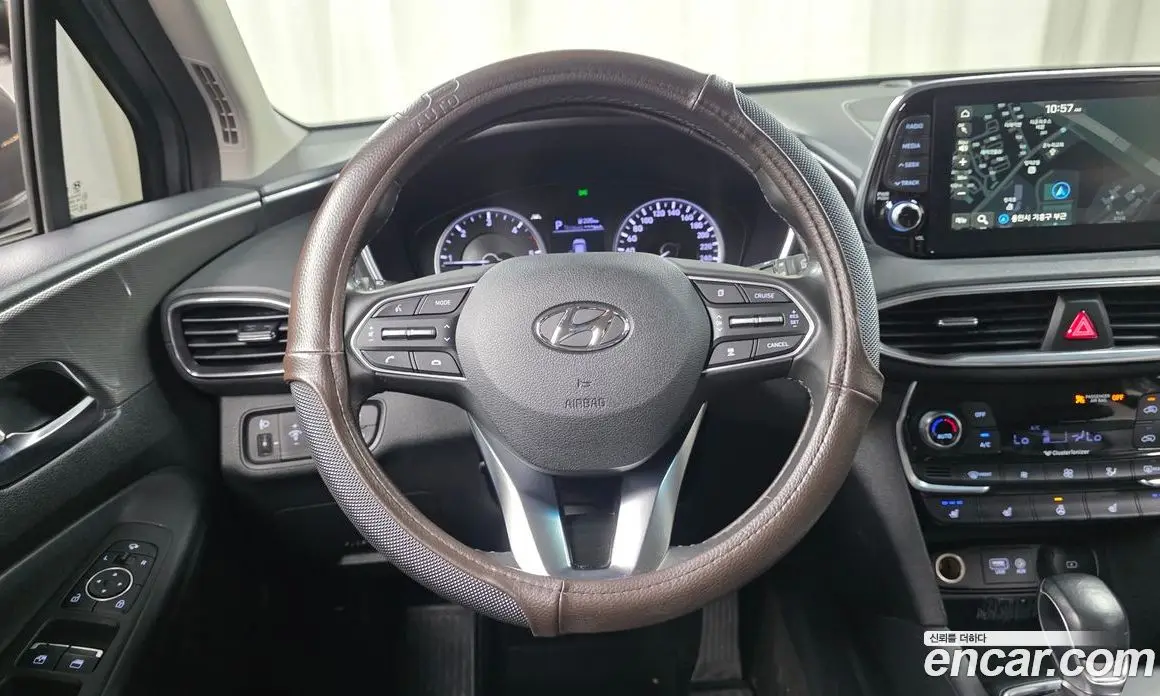 Hyundai Santa Fe 2019 2.0 автомат (гидро), фото 20 Hyundai Santa Fe 2019 2.0 автомат (гидро), фото 20