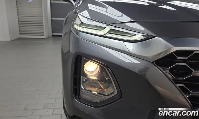 Hyundai Santa Fe 2019 2.0 автомат (гидро), миниатюра 8 Hyundai Santa Fe 2019 2.0 автомат (гидро), миниатюра 8