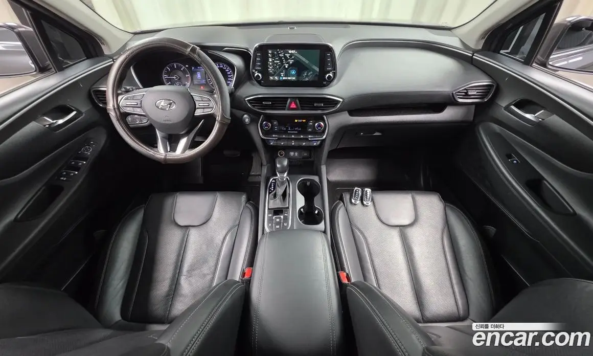 Hyundai Santa Fe 2019 2.0 автомат (гидро), фото 10 Hyundai Santa Fe 2019 2.0 автомат (гидро), фото 10