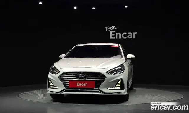 Hyundai Sonata 2017 2.0 автомат (гидро), миниатюра 2 Hyundai Sonata 2017 2.0 автомат (гидро), миниатюра 2