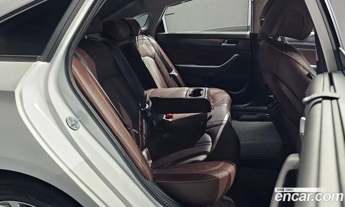 Hyundai Sonata 2017 2.0 автомат (гидро), фото 12