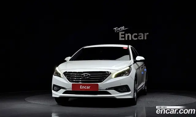 Hyundai Sonata 2017 2.0 автомат (гидро), миниатюра 3
