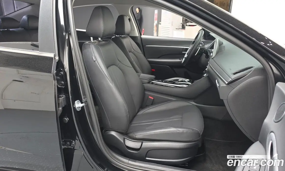 Hyundai Sonata 2019 2.0 автомат (гидро), фото 16